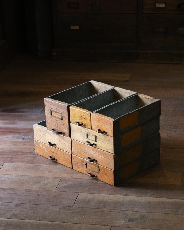 Drawer F���ڤȥ֥ꥭ�ΰ����Ф� F