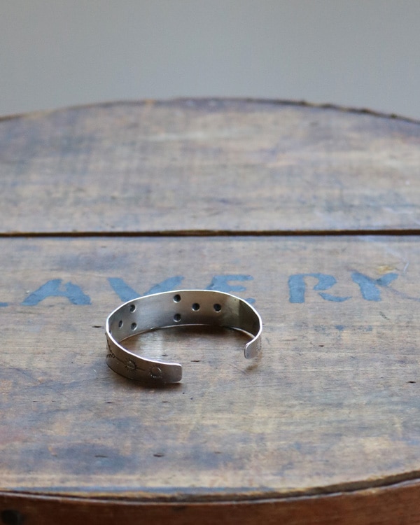 Navajo Green Turquoise Bangle A ｜ナバホ グリーンターコイズ バングル A
