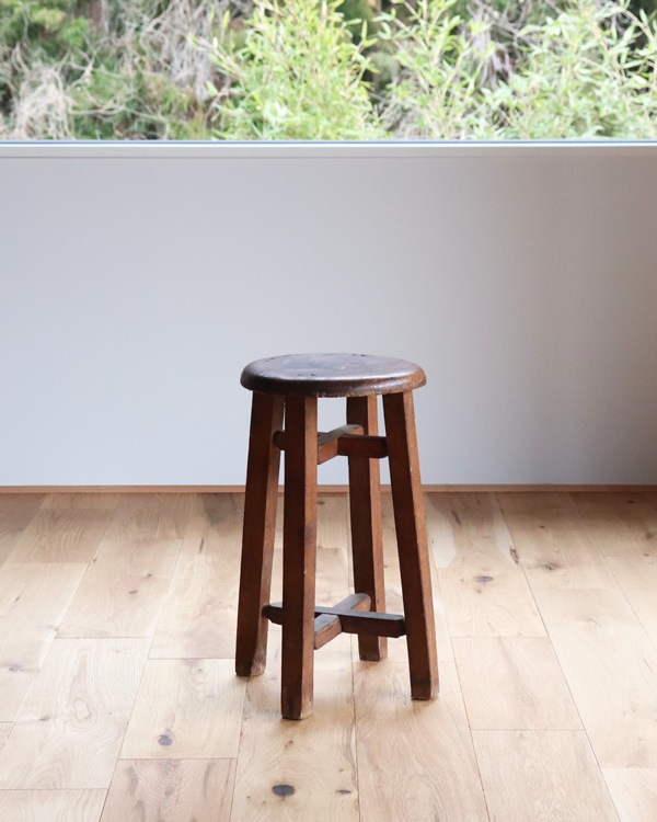 Wooden Round Stool RS-41�������饦��ɥ��ġ��� RS-41