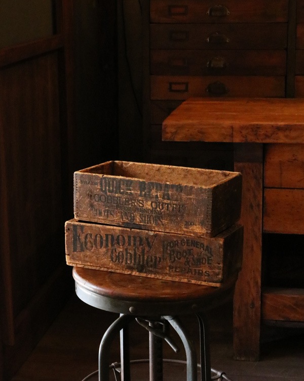 "Economy Cobbler" Shoe Repair Wood Box��"Economy Cobbler" ���塼��ڥ����åɥܥå���