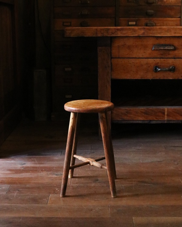 Wooden Round Stool RS-42｜木製ラウンドスツール RS-42