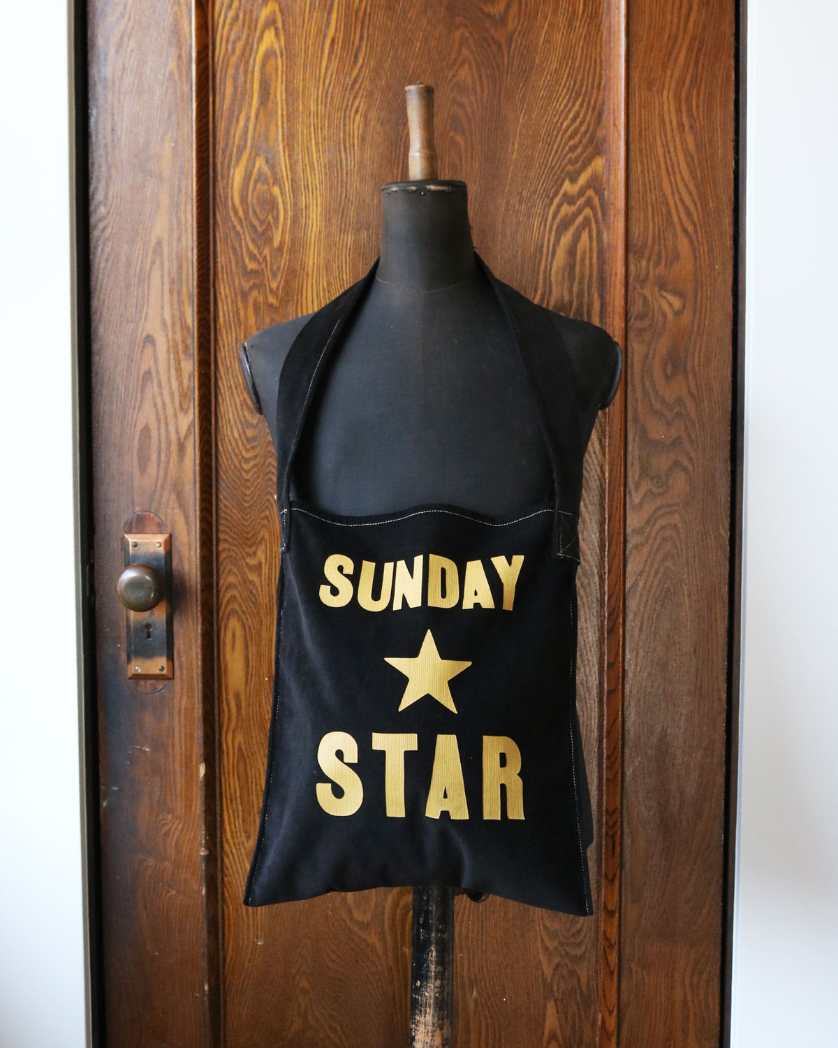 LABOR DAY �졼�С��ǥ���MAGAZINE BAG �ޥ�����Хå���BLACK��