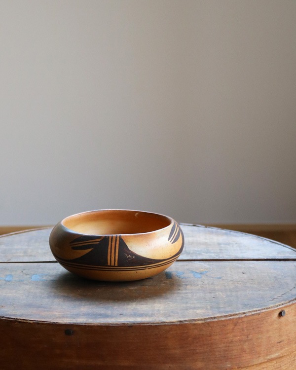 ネイティブアメリカン陶器 ハンドメイド Navajo pottery - Etsy 日本