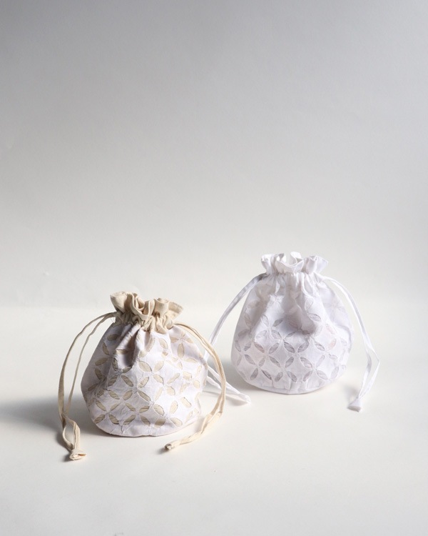 Small Drawstring Bag / White�å���ɥ��åȥ�Υߥ˶��� �ۥ磻��