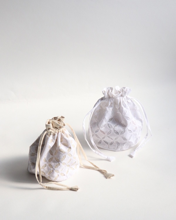 Small Drawstring Bag / White�å���ɥ��åȥ�Υߥ˶��� �ۥ磻��