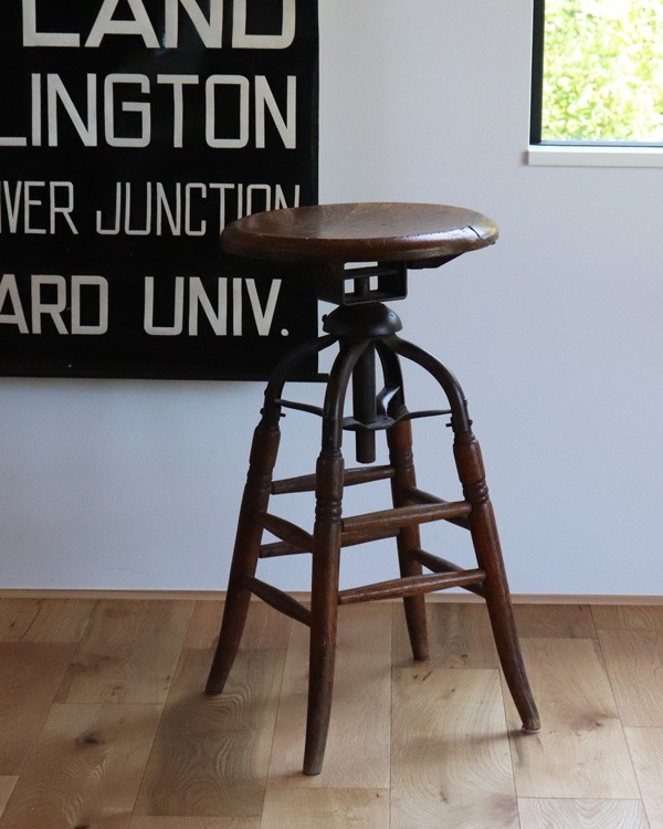 Railroad Stool�å쥤������� ���ġ���