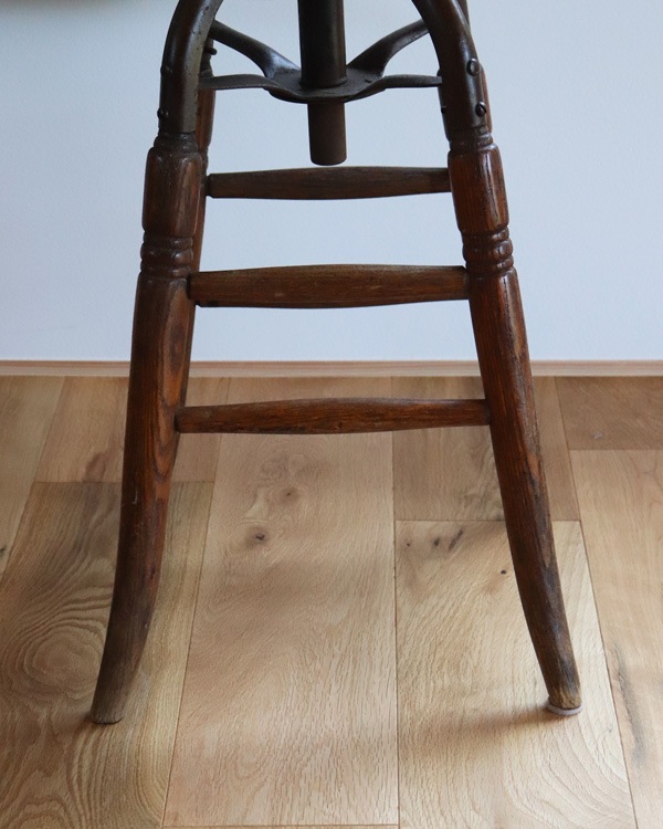 Railroad Stool�å쥤������� ���ġ���