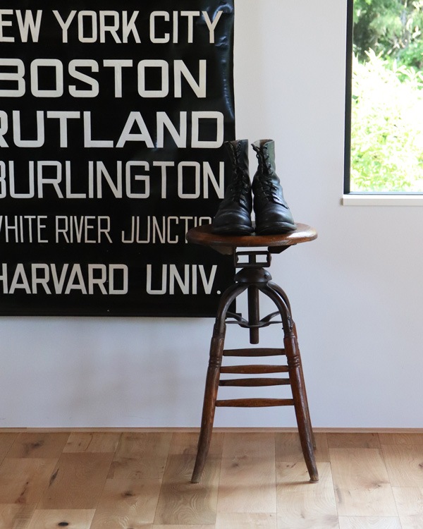 Railroad Stool�å쥤������� ���ġ���