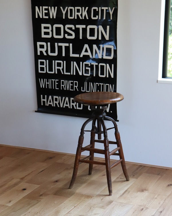 Railroad Stool�å쥤������� ���ġ���