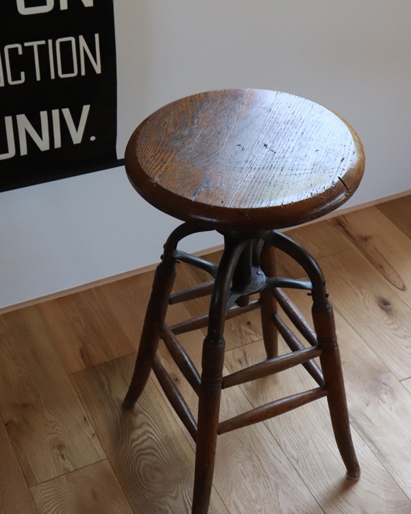 Railroad Stool�å쥤������� ���ġ���