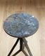Hand Crafted Tripod Stool�åϥ�ɥ���ե� ���ġ���