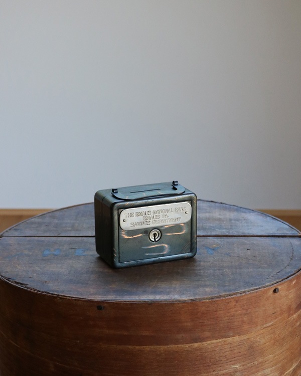 "THE EMAUS NATIONAL BANK" Coin Bank��"THE EMAUS NATIONAL BANK" ����ѥ�ե��˥å���Υ�����Х�