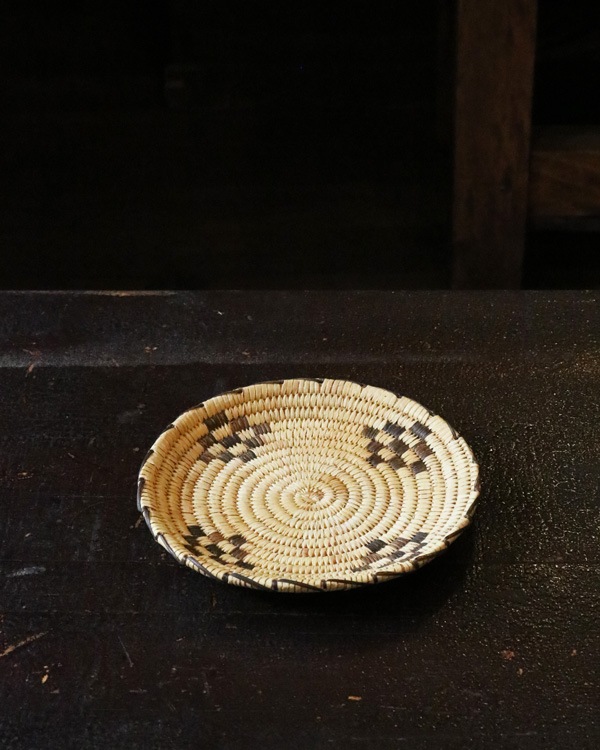 Native American Horsehair Basket Tray�åͥ��ƥ��֥���ꥫ�� ���ӤΥХ����åȥȥ졼