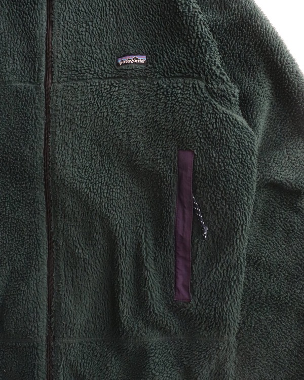 90's patagonia ハンターグリーン ミディアムギア。ビンテージ大容量 90´s patagonia ハンターグリーン ミディアムギア。ビンテージ大容量