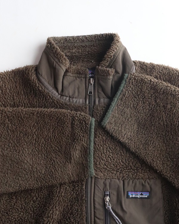 Vintage Y2K Khaki PATAGONIA Retro-X (L)