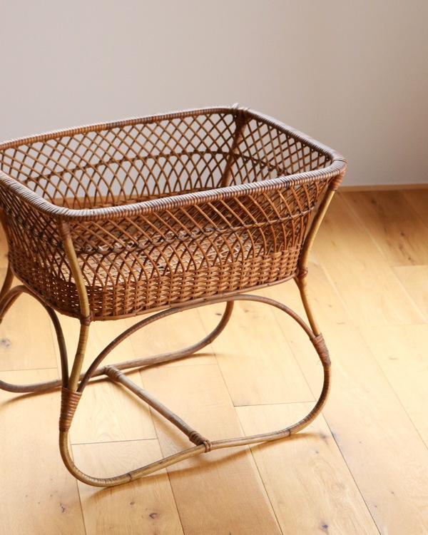 Rattan Stand Basket�å饿�� æ�ᤫ��������ɥ����� STB-004