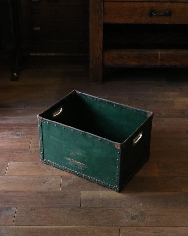 アンティークファイバー製コンテナボックスビンテージtruck furniture Vintage Container MetalCase TrunkCase Box ContainerBox