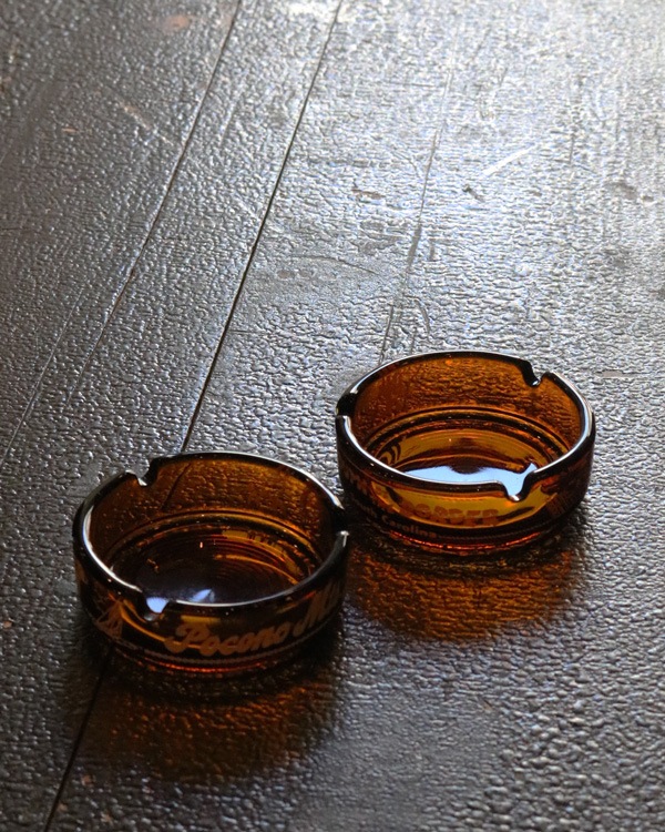 Amber Glass Ashtray D�å���С����饹�γ��� D