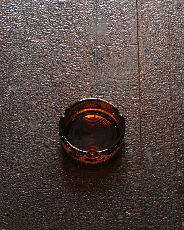 Amber Glass Ashtray D�å���С����饹�γ��� D