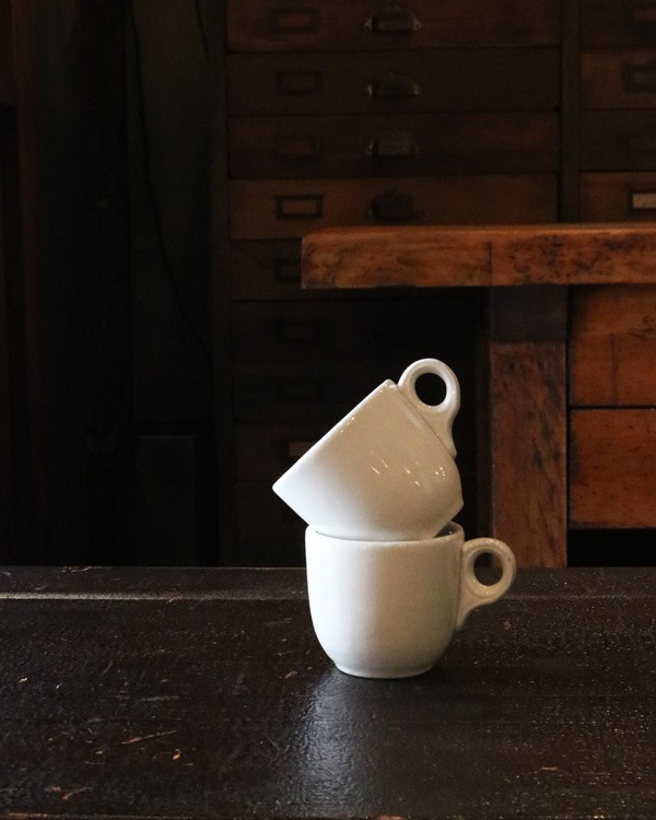 White Mug B�åۥ磻�ȥޥ� B