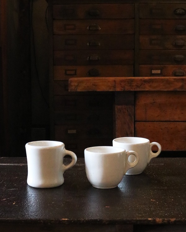 White Mug B�åۥ磻�ȥޥ� B