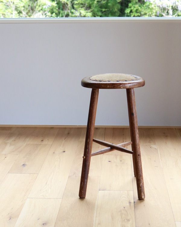 Wooden Round Stool RS-06�������饦��ɥ��ġ��� RS-06