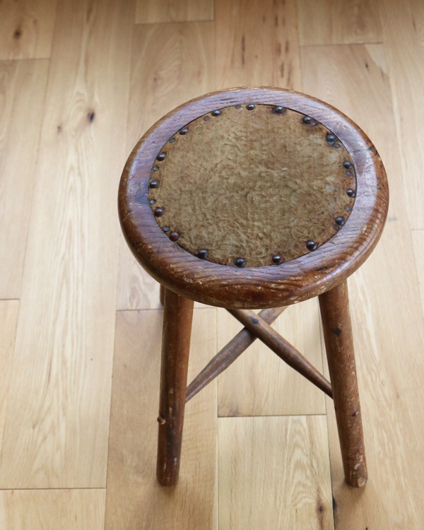 Wooden Round Stool RS-06�������饦��ɥ��ġ��� RS-06