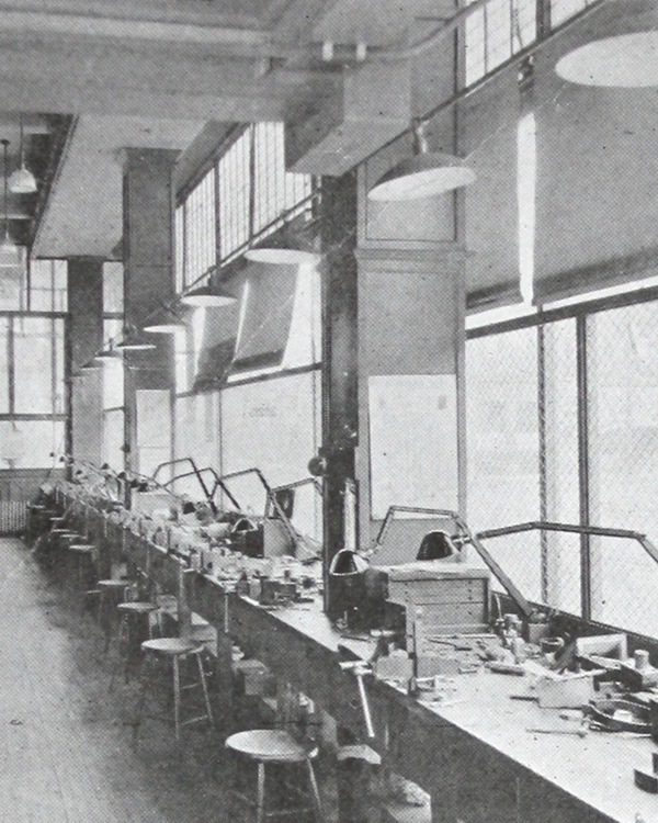 "AMERICAN FIXTURE Co." Universal Joint Lamp"AMERICAN FIXTURE Co." ˥С른祤 