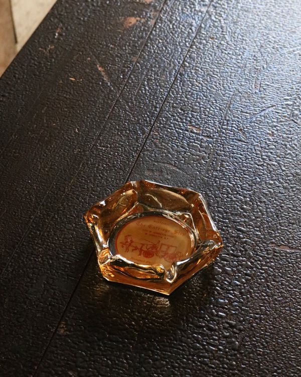 Advertising Glass Ashtray Bå饹γ B