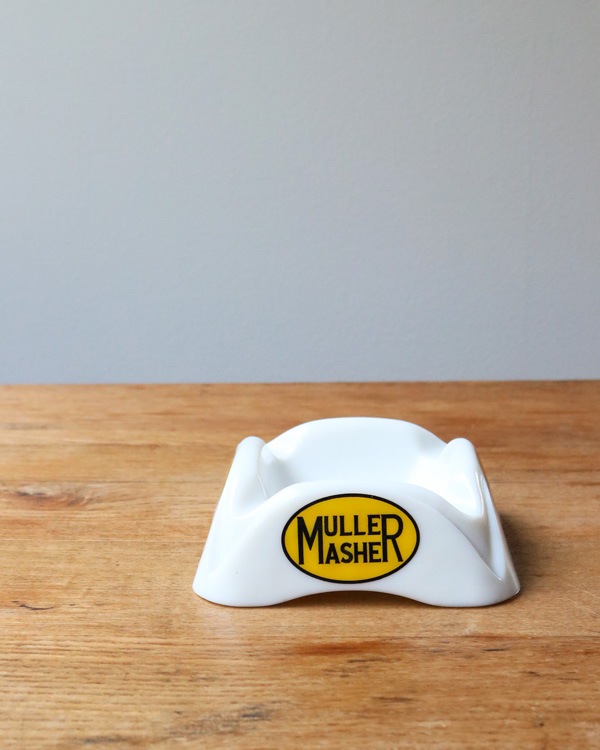 "MULLER" A.d.v. Ashtray"MULLER" ߥ륯饹γ