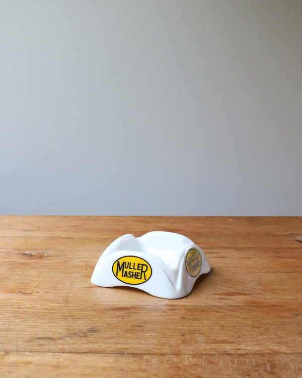 "MULLER" A.d.v. Ashtray"MULLER" ߥ륯饹γ
