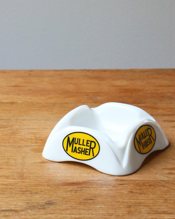 "MULLER" A.d.v. Ashtray"MULLER" ߥ륯饹γ