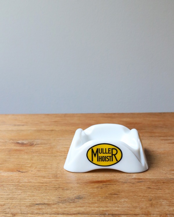 "MULLER" A.d.v. Ashtray"MULLER" ߥ륯饹γ