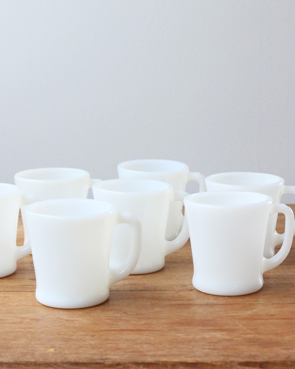 "Fire King"  Milk Glass Mug�åե����䡼���󥰥ߥ륯���饹�ޥ�