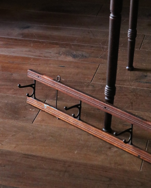 Wall 4-Hook 壁付けフック Wall 4-Hook｜壁付けフック (4フック)