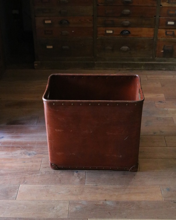 Fiber Container B�åե����С�����ƥ� B