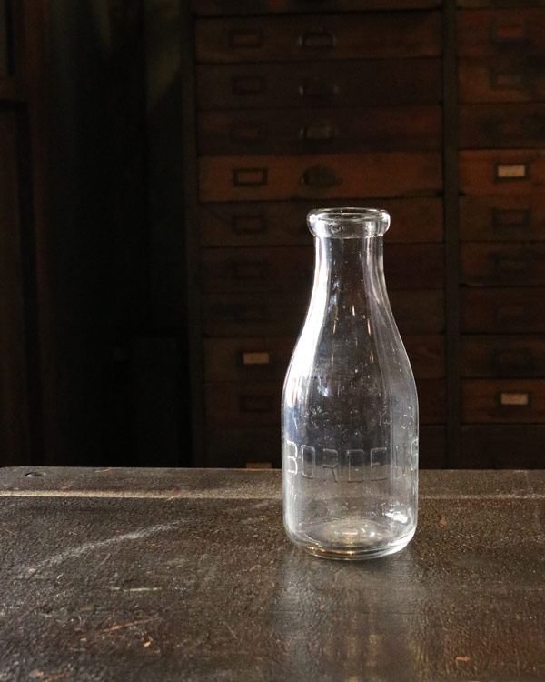 Glass Milk Bottle Aå饹ߥ륯ܥȥ A