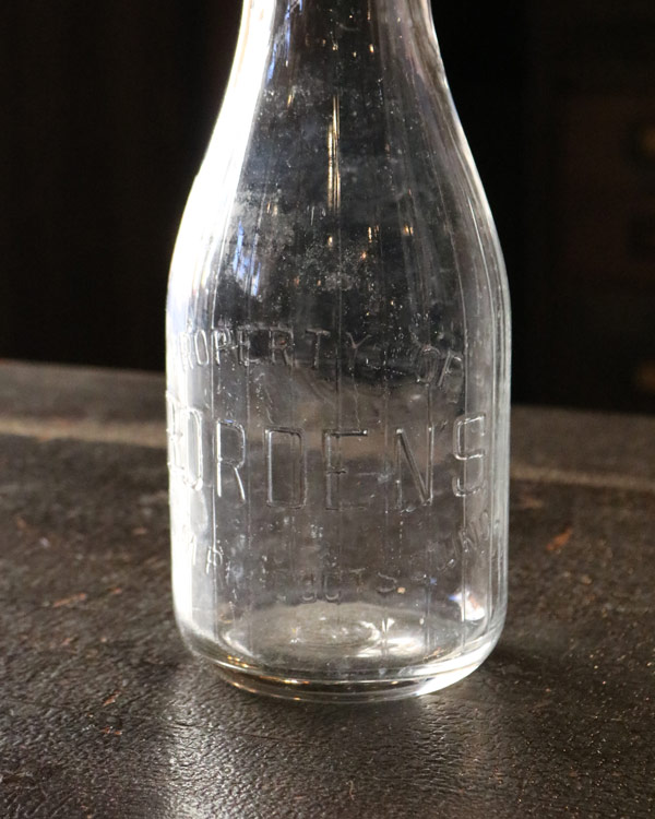 【希少品】Hill View Dairyヒルビュー デイリー ガラスミルクボトル VTG All Jersey Glass Milk Bottle Elmview Farms Columbus PA