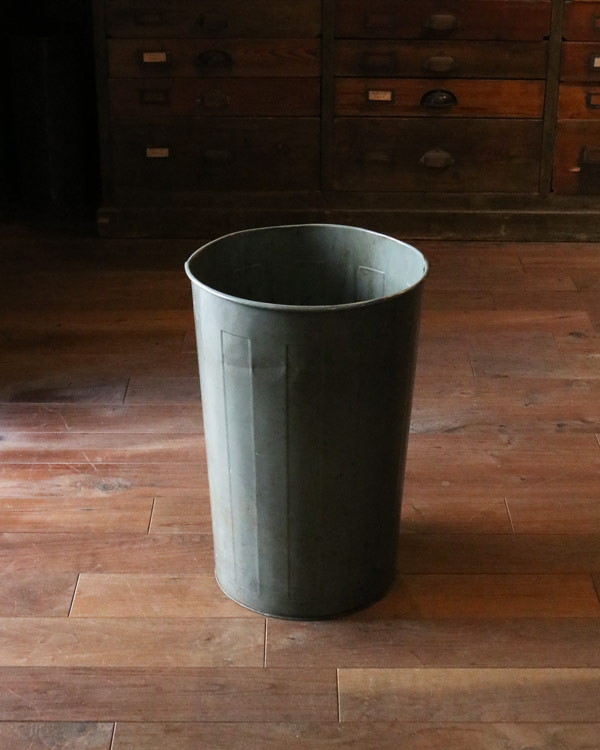Waste Can A｜鉄製ごみ入れ A