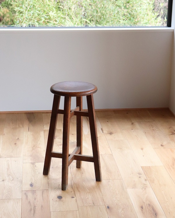 Wooden Round Stool RS-32�������饦��ɥ��ġ��� RS-32