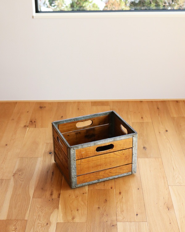 "EDGEWOOD FARMS" Milk Crate��"EDGEWOOD FARMS" �ߥ륯���졼��