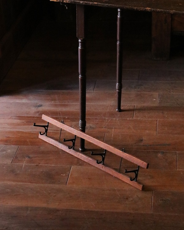 Wall 4-Hook 壁付けフック Wall 4-Hook 壁付けフック