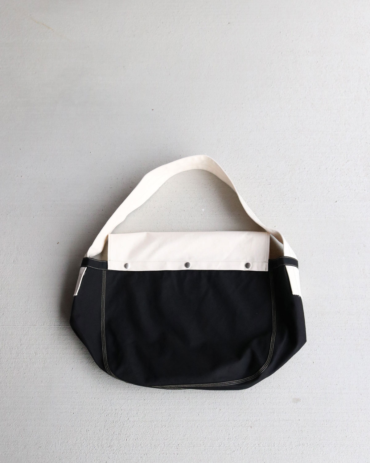 LABOR DAY �졼�С��ǥ���GAME BAG EXCL. ���������롼���� ������Хå���BLACK/NATURAL��