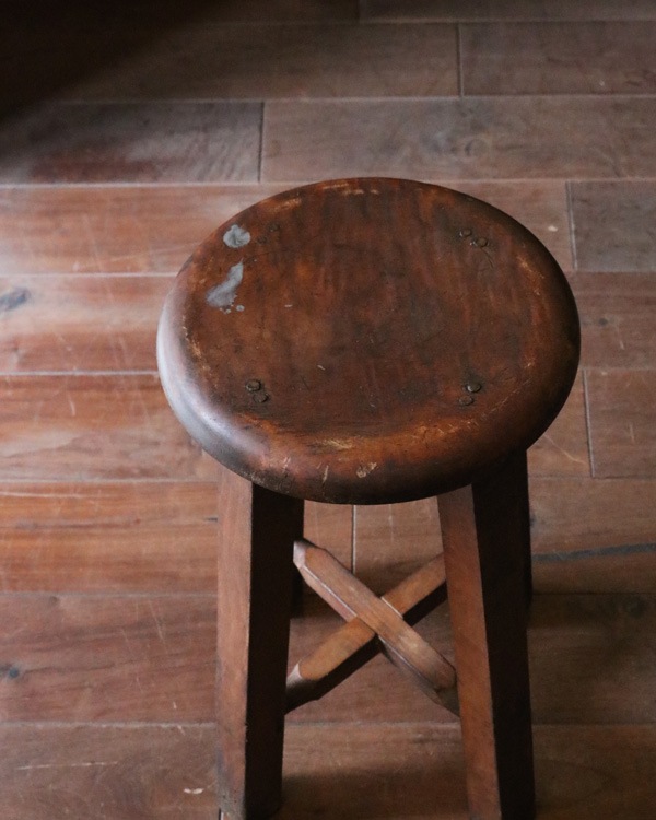 Wooden Round Stool RS-54｜木製ラウンドスツール RS-54