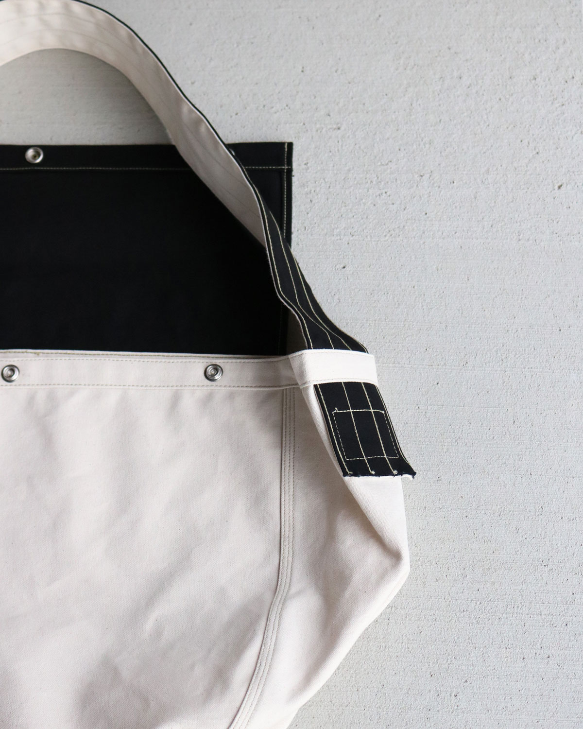 LABOR DAY �졼�С��ǥ���GAME BAG EXCL. ���������롼���� ������Хå���NATURAL/BLACK��