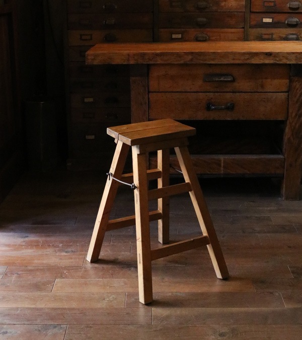 Folding Ladder�åե�����ǥ��󥰥����