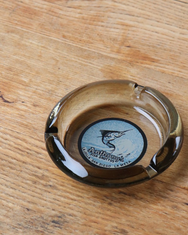 "Anthonys FISH GROTTOS" Ashtray"Anthonys FISH GROTTOS" 饹
