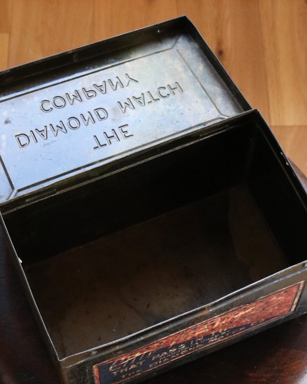 "Diamond Match Co." Metal Storage Box��"Diamond Match Co."�᥿�륹�ȥ졼���ܥå���