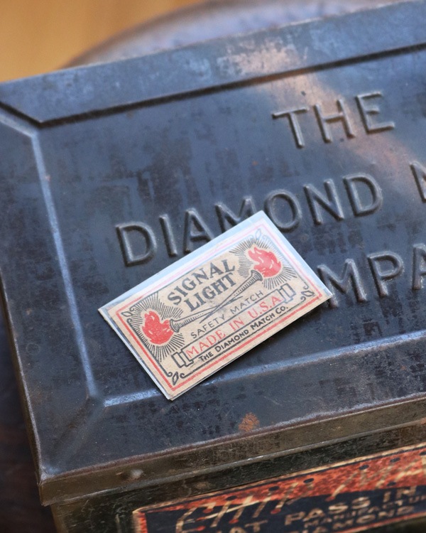 "Diamond Match Co." Metal Storage Box��"Diamond Match Co."�᥿�륹�ȥ졼���ܥå���