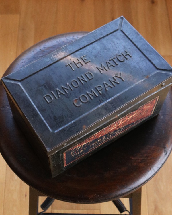 "Diamond Match Co." Metal Storage Box��"Diamond Match Co."�᥿�륹�ȥ졼���ܥå���